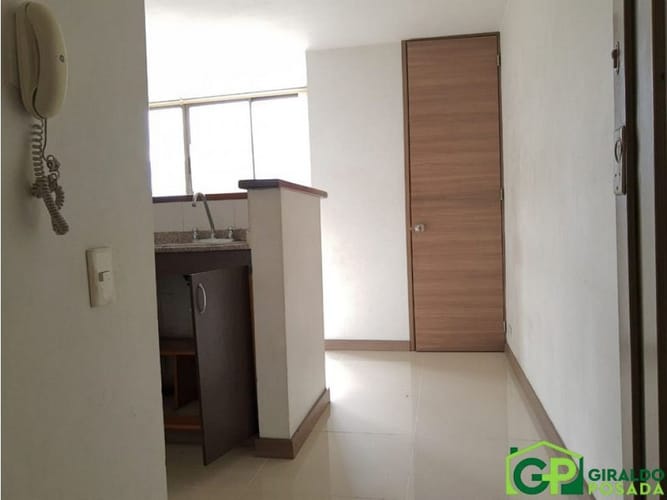 Apartaestudio en arriendo en Altavista, Medellín, 35 m² · foto 8 de 10
