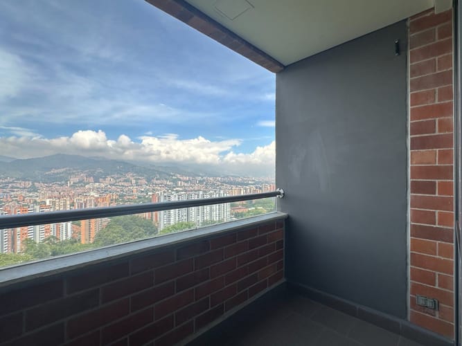 Apartamento de 2 alcobas en venta en Loma Del Esmeraldal, Envigado, 67 m² · foto 13 de 15