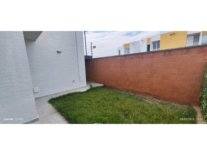 Casa de 4 alcobas en venta en El Castillo, Jamundí, 160 m² · foto 5 de 15