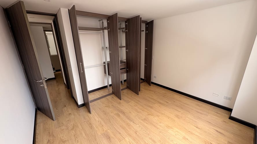 Apartamento de 2 alcobas en venta en El Batán, Bogotá, 63 m² · foto 5 de 11