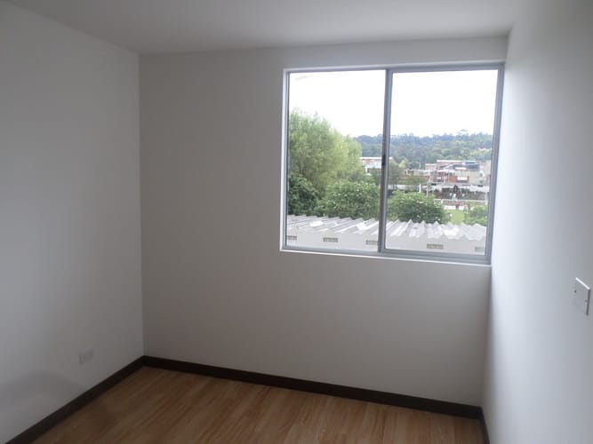 Apartamento de 3 alcobas en venta en Portales Del Norte, Bogotá, 70 m² · foto 10 de 20
