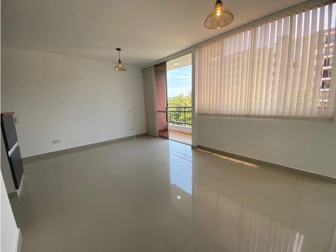 Apartamento de 3 alcobas en venta en Conjunto Residencial Fuentes De La Bocha, Cali, 55 m² · foto 1 de 16