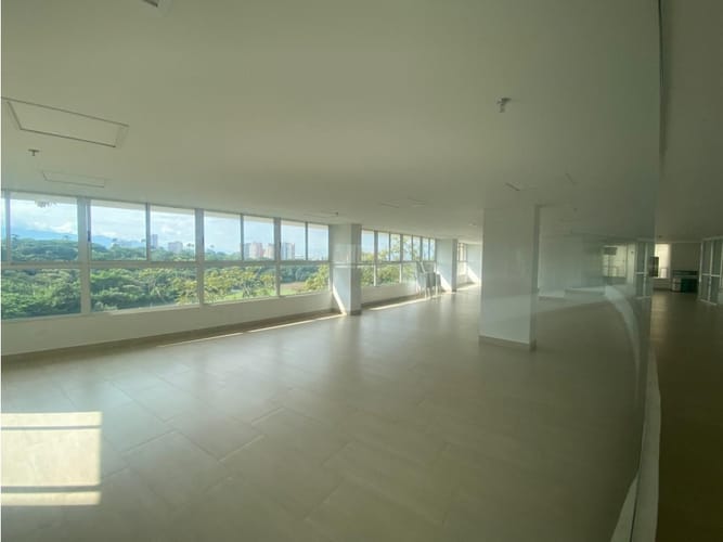 Apartamento de 3 alcobas en venta en Ciudad Campestre, Cali, 147 m² · foto 3 de 24