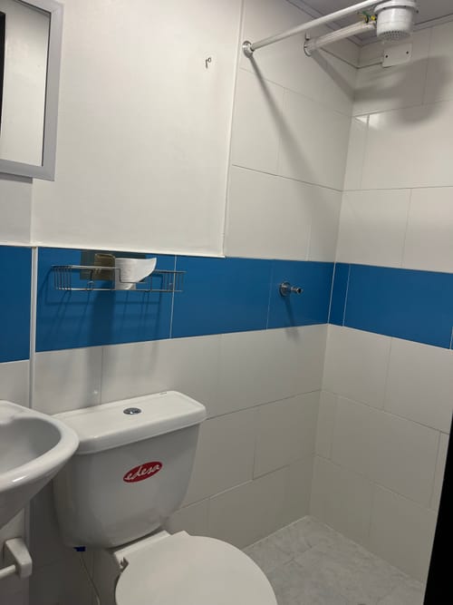 Apartaestudio en arriendo en Santa Maria Del Lago, Bogotá, 30 m² · foto 6 de 8