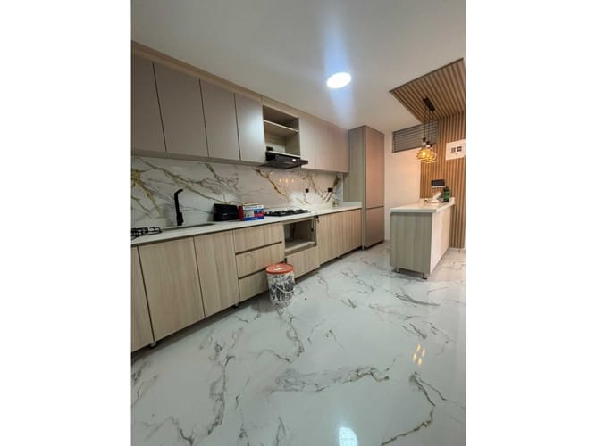 Apartamento de 3 alcobas en venta en Cabañitas, Bello, 110 m² · foto 2 de 5