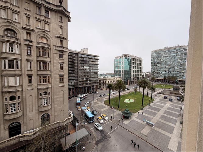 Alquiler apartamento 3 dormitorios Centro Plaza Independencia