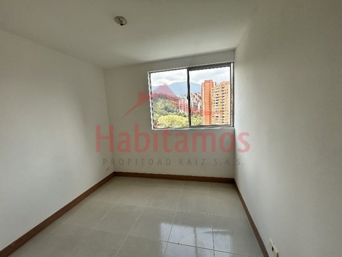 Apartamento de 3 alcobas en arriendo en San Remo, Sabaneta, 68 m² · foto 9 de 14
