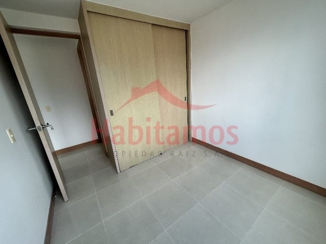Apartamento de 3 alcobas en arriendo en San Remo, Sabaneta, 68 m² · foto 10 de 14