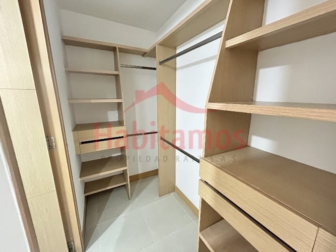 Apartamento de 3 alcobas en arriendo en San Remo, Sabaneta, 68 m² · foto 13 de 14