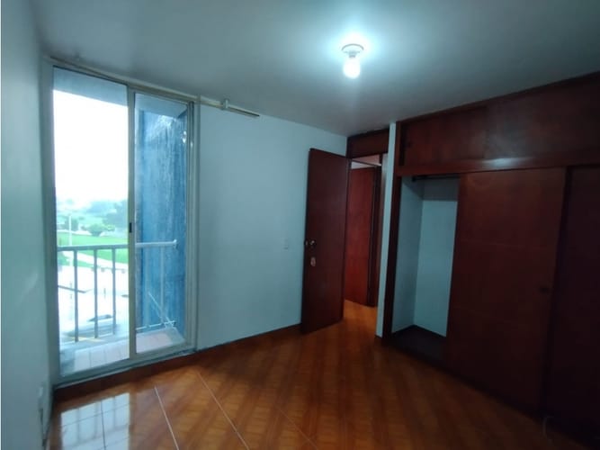 Apartamento de 3 alcobas en arriendo en Ciudad Alsacia, Bogotá, 53 m² · foto 14 de 16