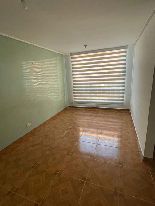 Apartamento de 3 alcobas en venta en San Antonio Norte, Bogotá, 45 m² · foto 1 de 7