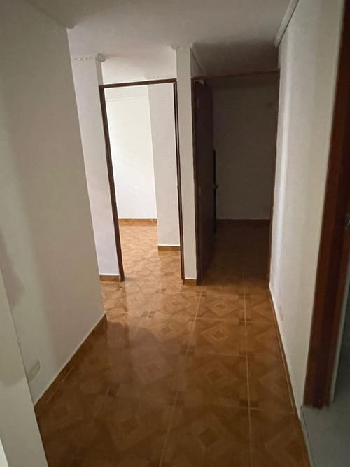 Apartamento de 3 alcobas en venta en San Antonio Norte, Bogotá, 45 m² · foto 6 de 7