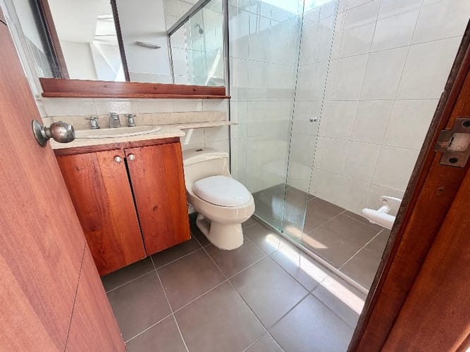 Apartamento de 3 alcobas en arriendo en Mesa, Envigado, 96 m² · foto 6 de 10