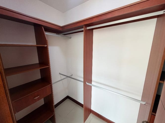 Apartamento de 3 alcobas en arriendo en Mesa, Envigado, 96 m² · foto 8 de 10