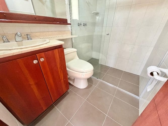 Apartamento de 3 alcobas en arriendo en Mesa, Envigado, 96 m² · foto 10 de 10