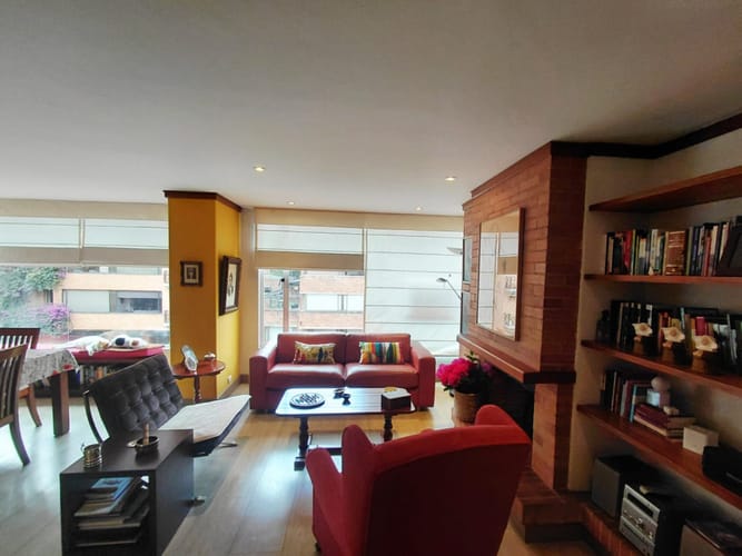Apartamento de 3 alcobas en venta en Chico Norte, Bogotá, 108 m² · foto 3 de 20