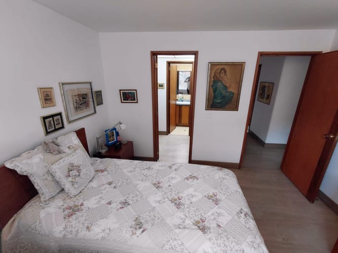 Apartamento de 3 alcobas en venta en Chico Norte, Bogotá, 108 m² · foto 13 de 20