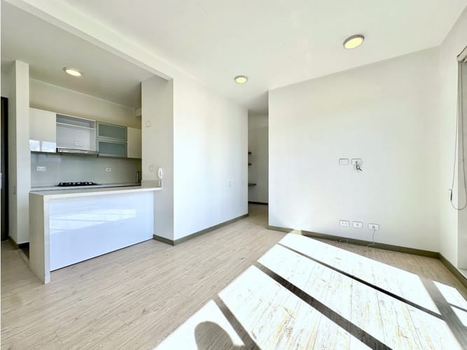 Apartamento de 3 alcobas en venta en Ciudad Salitre Oriental, Bogotá, 78 m² · foto 5 de 24