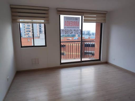 Apartamento de 3 alcobas en arriendo en Pinar De Suba, Bogotá, 80 m² · foto 3 de 20