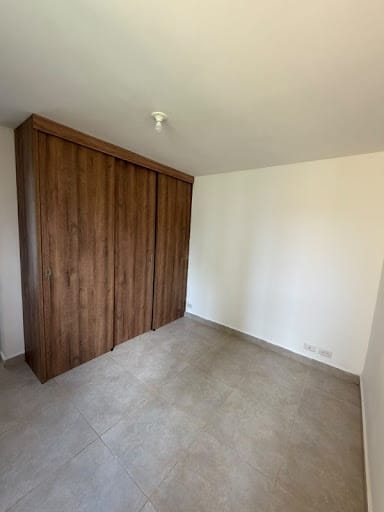 Apartamento de 2 alcobas en arriendo en Miraflores, Medellín, 43 m² · foto 10 de 12