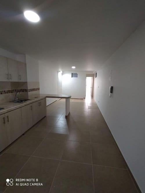 Apartaestudio en arriendo en El Cedro, Cali, 45 m² · foto 2 de 14