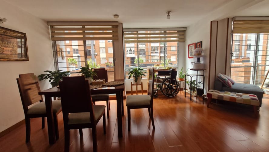 Apartamento de 3 alcobas en venta en Castilla, Bogotá, 75 m² · foto 3 de 18