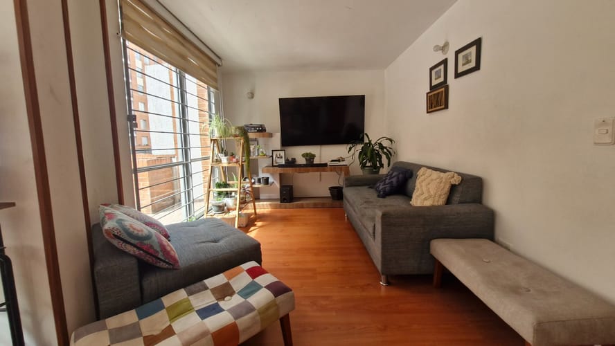 Apartamento de 3 alcobas en venta en Castilla, Bogotá, 75 m² · foto 2 de 18