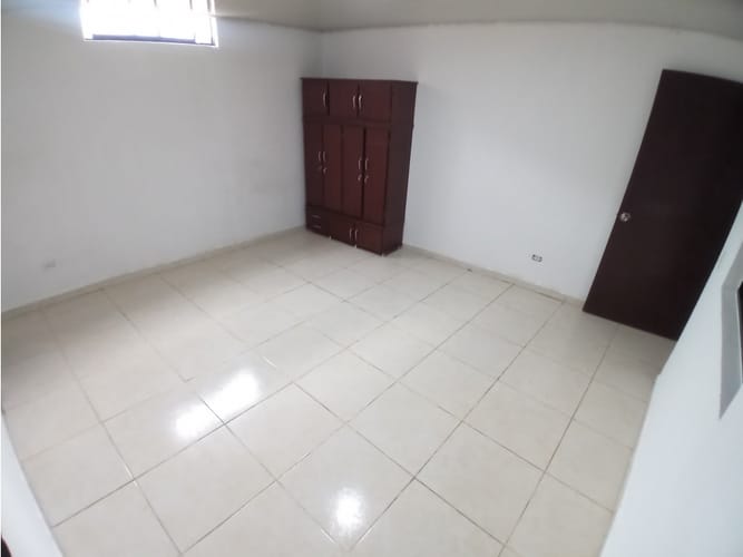 Apartamento de 2 alcobas en arriendo en Caicedo, Medellín, 90 m² · foto 6 de 13