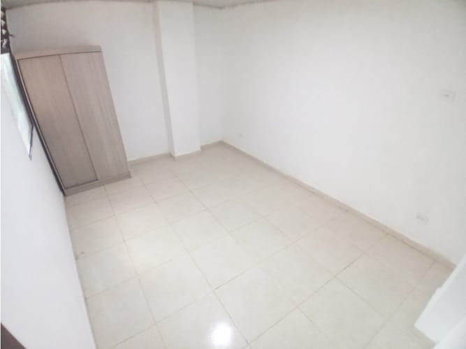 Apartamento de 2 alcobas en arriendo en Caicedo, Medellín, 90 m² · foto 9 de 13