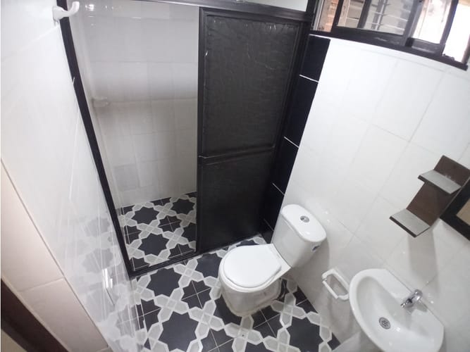 Apartamento de 2 alcobas en arriendo en Caicedo, Medellín, 90 m² · foto 10 de 13