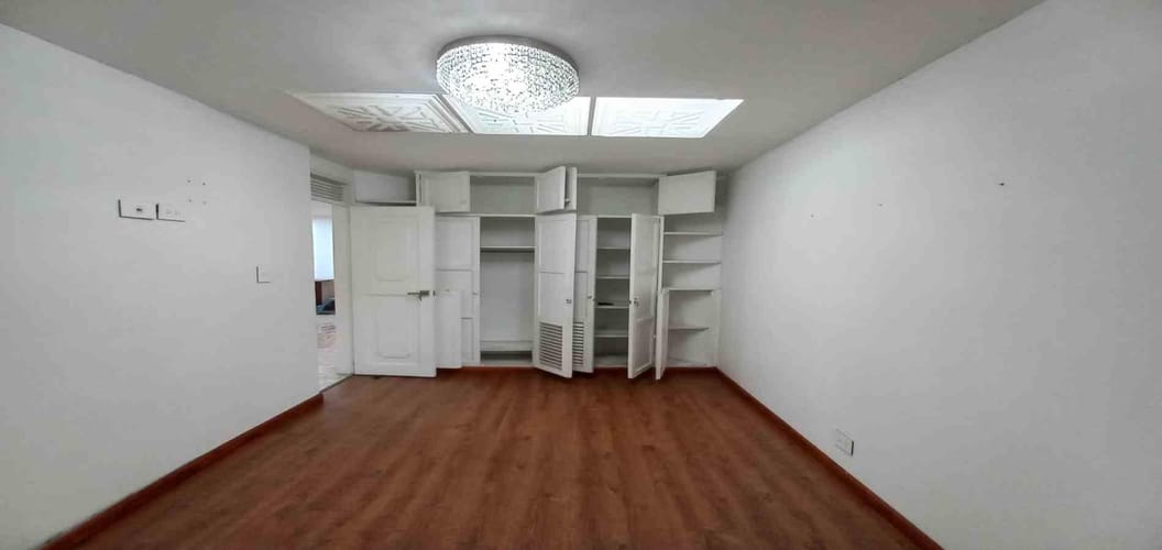 Casa de 8 alcobas en arriendo en Los Alpes, Pereira, 520 m² · foto 5 de 24
