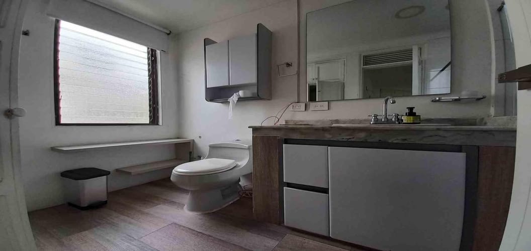 Casa de 8 alcobas en arriendo en Los Alpes, Pereira, 520 m² · foto 9 de 24