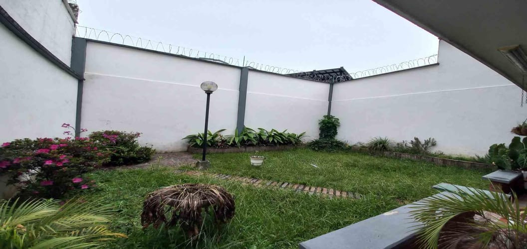 Casa de 8 alcobas en arriendo en Los Alpes, Pereira, 520 m² · foto 12 de 24