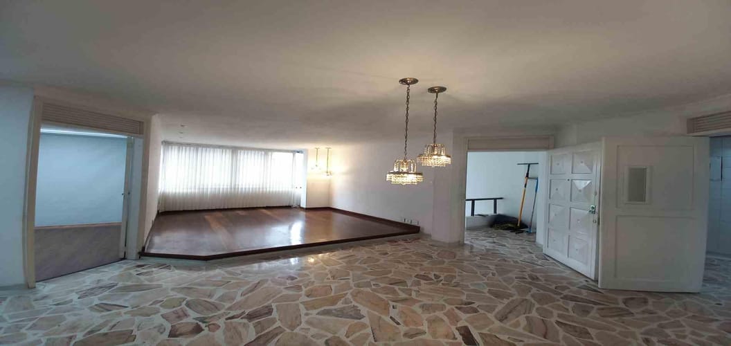 Casa de 8 alcobas en arriendo en Los Alpes, Pereira, 520 m² · foto 18 de 24