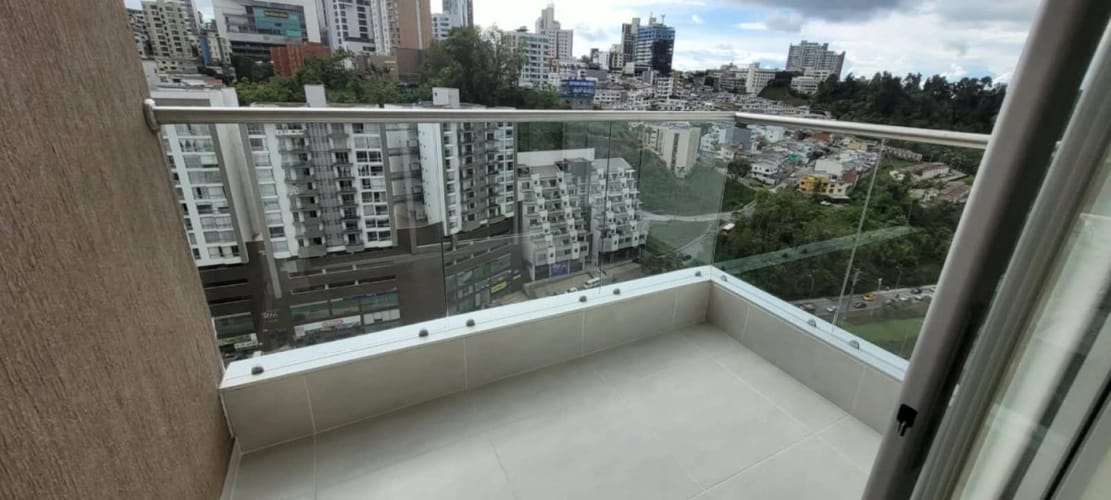Apartamento de 3 alcobas en arriendo en Baja Suiza, Manizales, 68 m² · foto 21 de 22