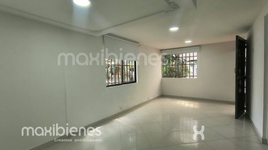 Casa de 3 alcobas en arriendo en Las Lomitas, Sabaneta, 70 m² · foto 4 de 19