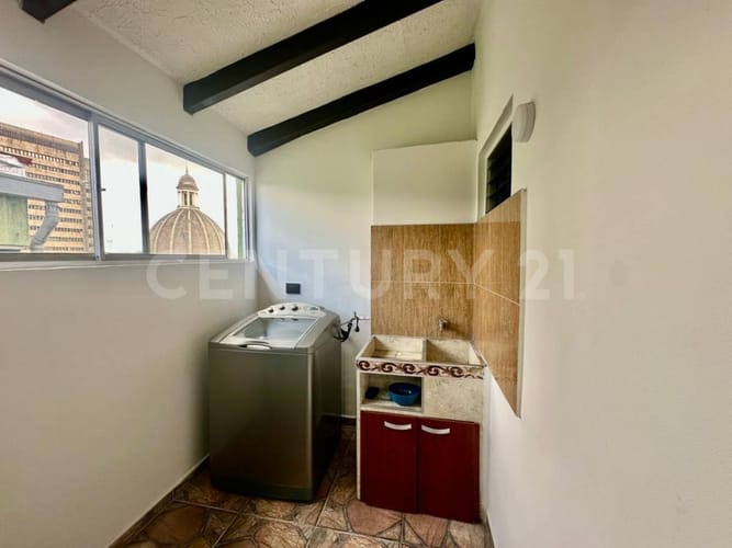 Apartamento de 2 alcobas en arriendo en San Pedro, Cali, 105 m² · foto 8 de 14