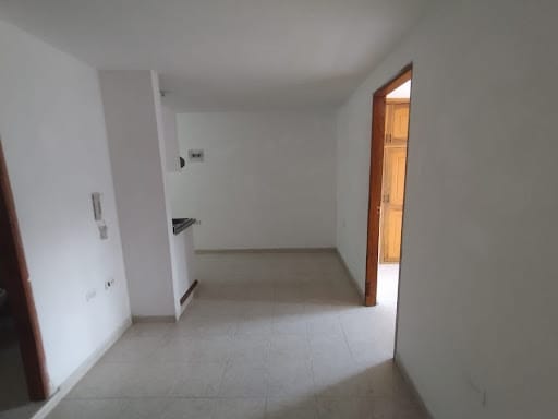 Apartamento de 2 alcobas en arriendo en Gran Avenida, Bello, 45 m² · foto 4 de 13