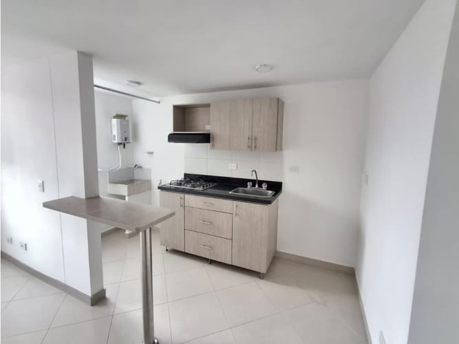 Apartamento de 2 alcobas en arriendo en San Antonio De Prado, Itagüí, 38 m² · foto 2 de 24