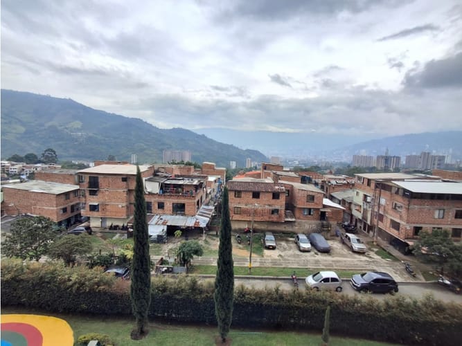 Apartamento de 2 alcobas en arriendo en San Antonio De Prado, Itagüí, 38 m² · foto 23 de 24
