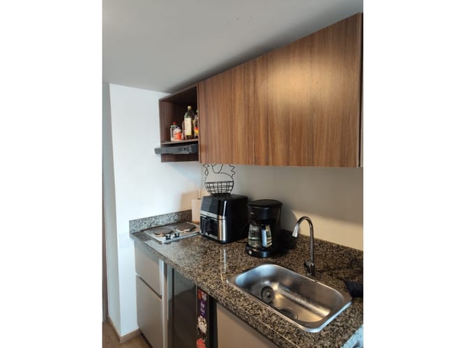 Apartaestudio en venta en Chapinero Central, Bogotá, 32 m² · foto 3 de 10