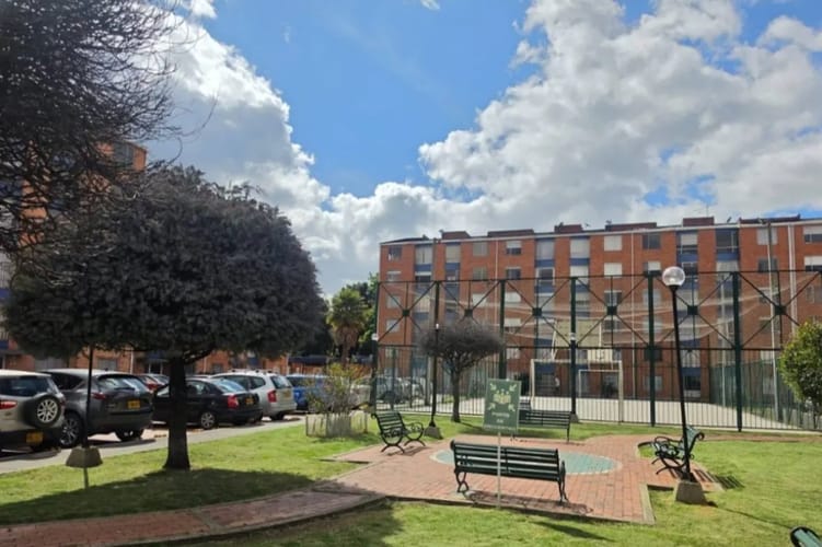 Apartamento de 3 alcobas en arriendo en El Cortijo, Bogotá, 73 m² · foto 3 de 20