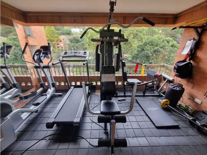 Apartamento de 3 alcobas en venta en Cerros De Suba, Bogotá, 210 m² · foto 7 de 24