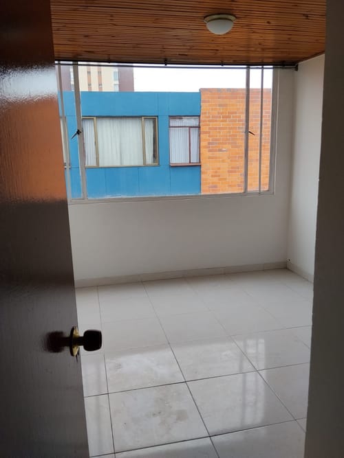 Apartamento de 3 alcobas en venta en Engativá, Bogotá, 60 m² · foto 9 de 15