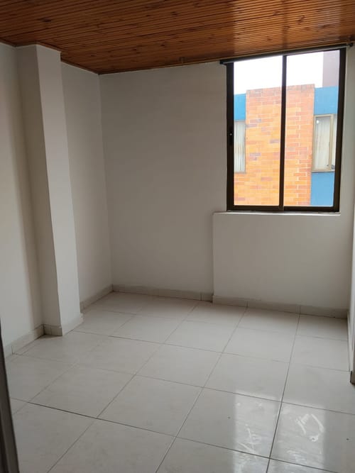 Apartamento de 3 alcobas en venta en Engativá, Bogotá, 60 m² · foto 14 de 15
