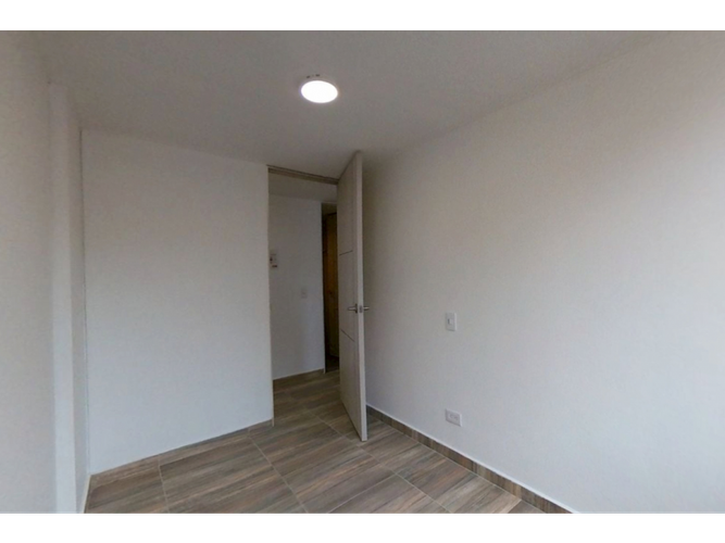 Apartamento de 3 alcobas en venta en Fontibon, Bogotá, 48 m² · foto 8 de 17