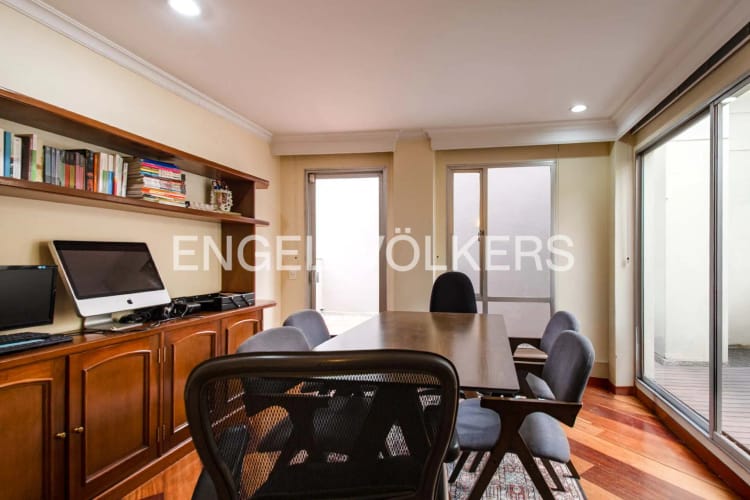 Apartamento de 4 alcobas en arriendo en La Cabrera, Bogotá, 388 m² · foto 20 de 24