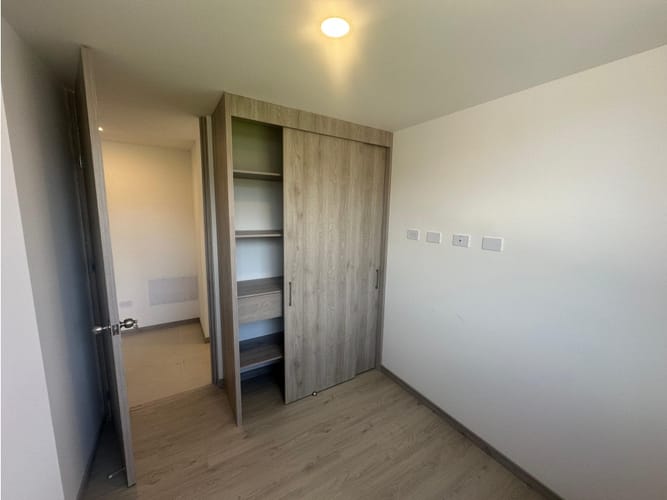 Apartamento de 3 alcobas en arriendo en Zona Industrial No. 1, Itagüí, 67 m² · foto 15 de 18