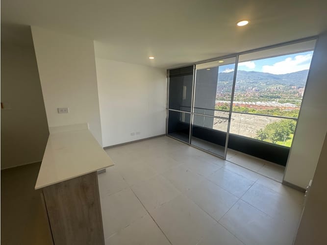 Apartamento de 3 alcobas en arriendo en Zona Industrial No. 1, Itagüí, 67 m² · foto 17 de 18