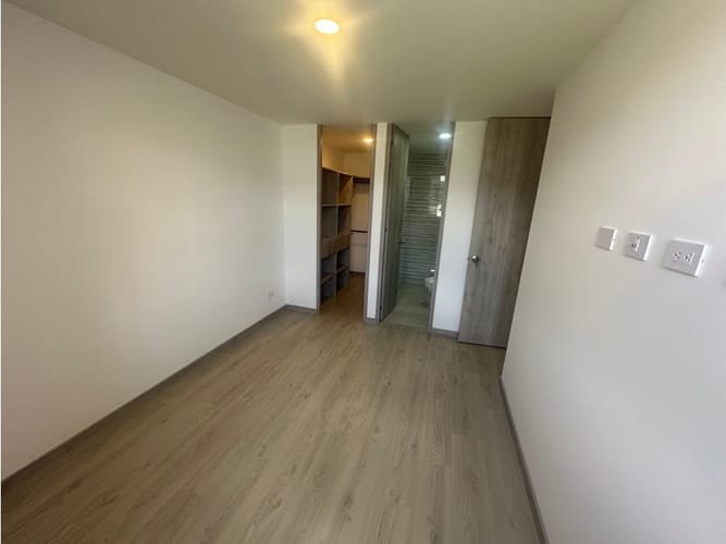 Apartamento de 3 alcobas en arriendo en Zona Industrial No. 1, Itagüí, 67 m² · foto 18 de 18